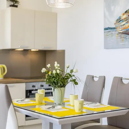 In Podstrana-sv Martin With Sea View, Balcony, Air Conditioning, Wifi 4777-3 *