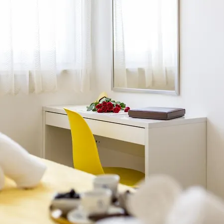 In Podstrana-sv Martin With Sea View, Balcony, Air Conditioning, Wifi 4777-3 公寓 *