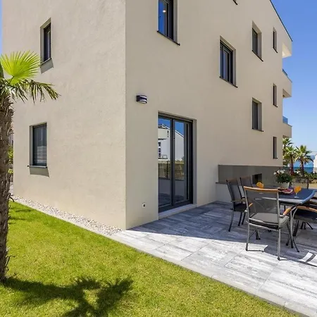 In Podstrana-sv Martin With Sea View, Balcony, Air Conditioning, Wifi 4777-3 公寓 珀德垂那